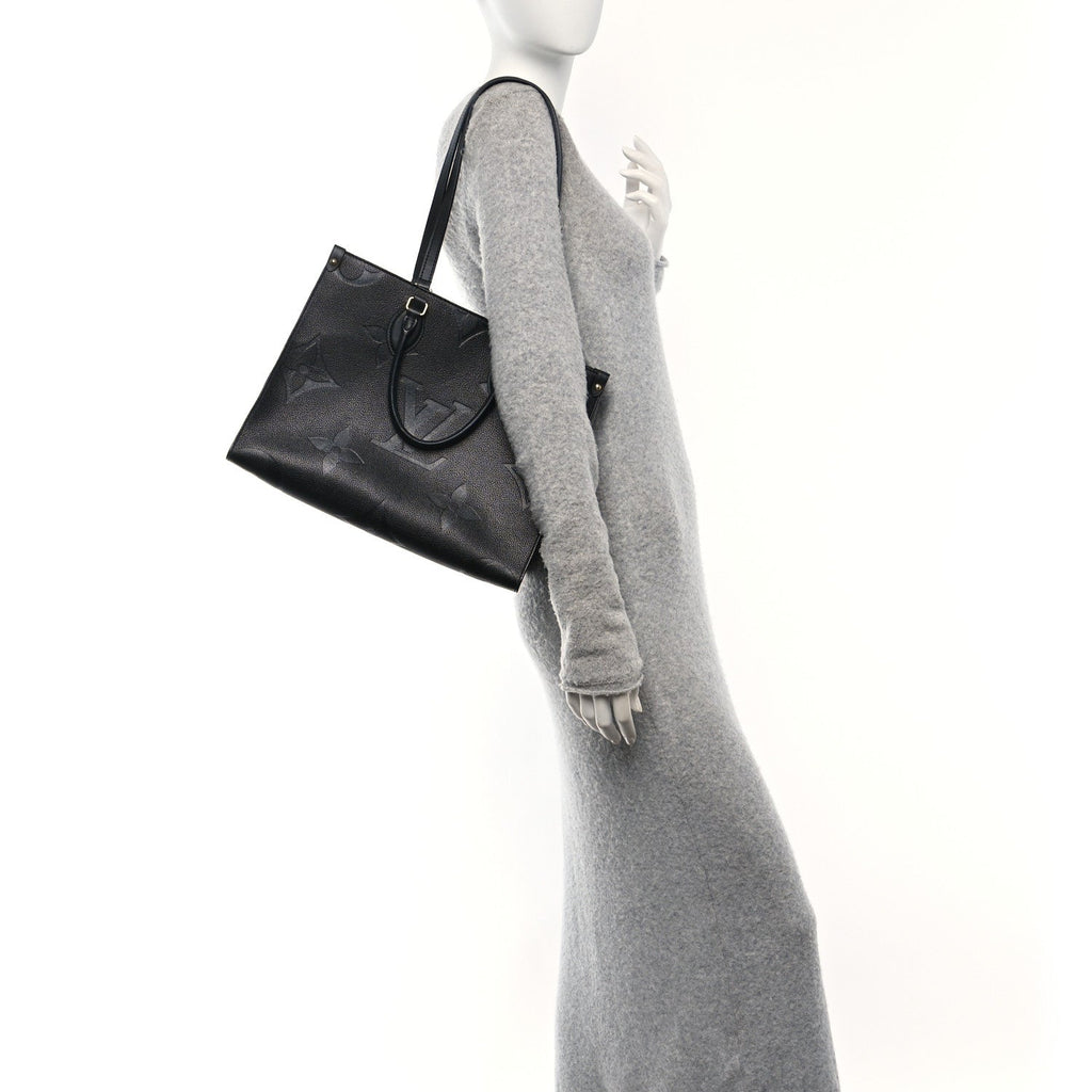 Empreinte Monogram Giant Onthego MM Black