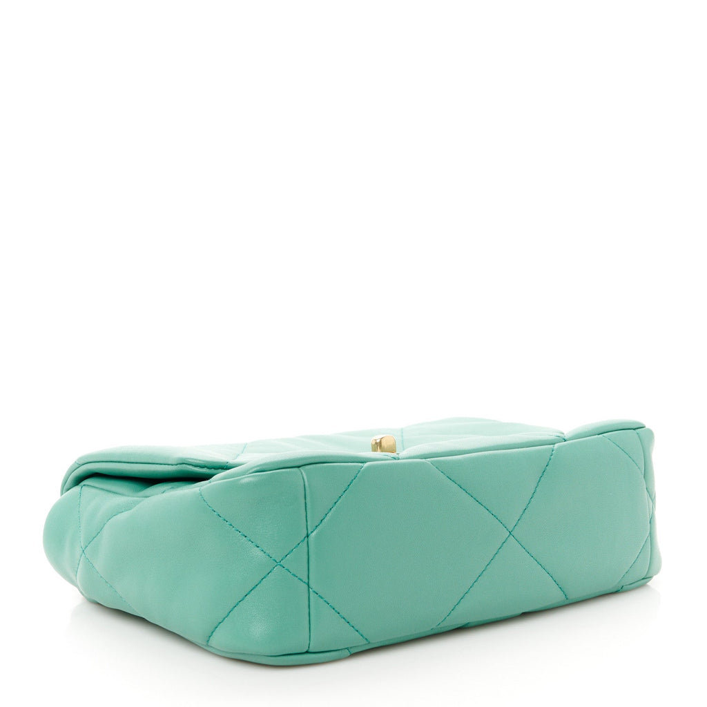 Lambskin Quilted Medium Chanel 19 Flap Green