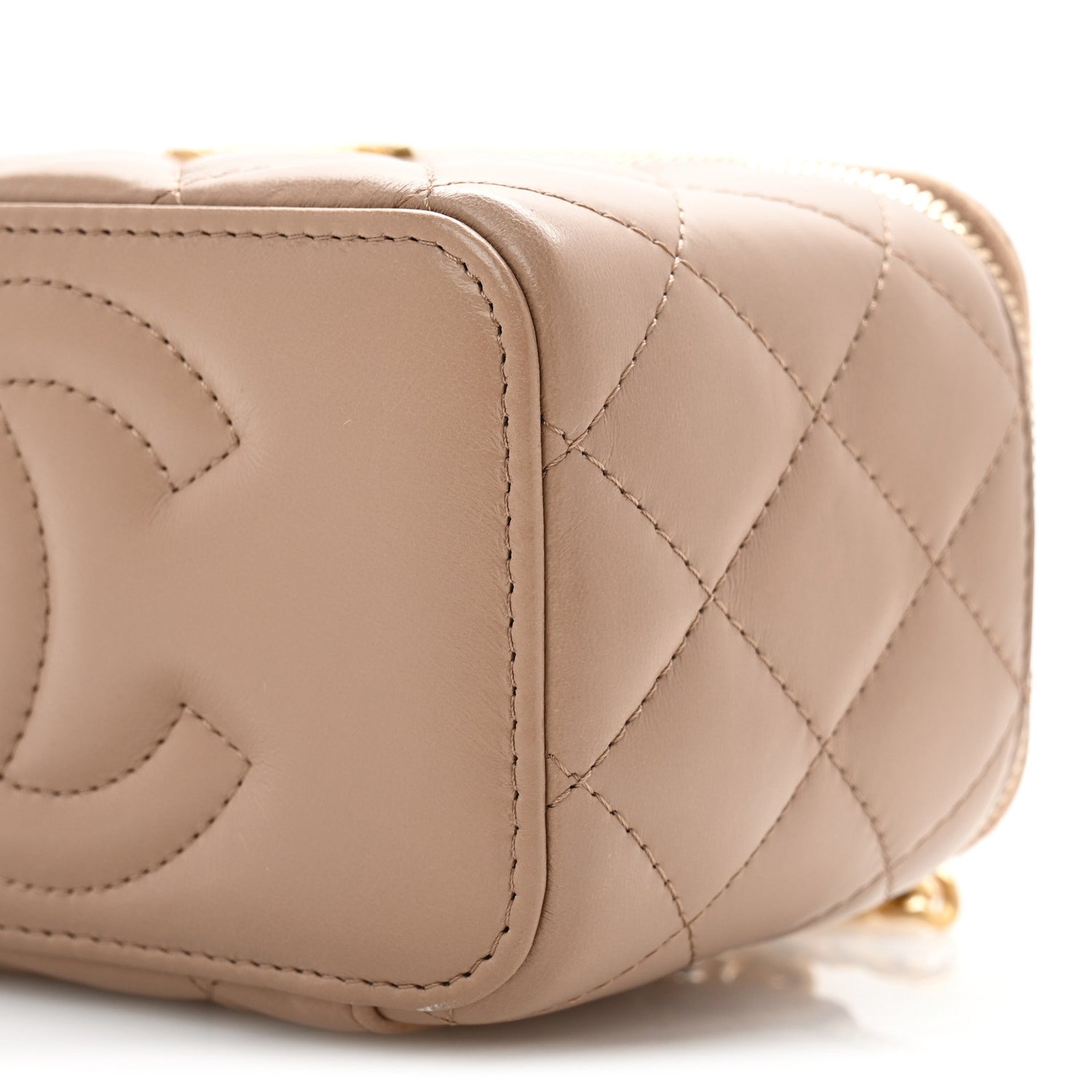 Lambskin Quilted Small Pillow Crush Vanity Case With Chain Beige