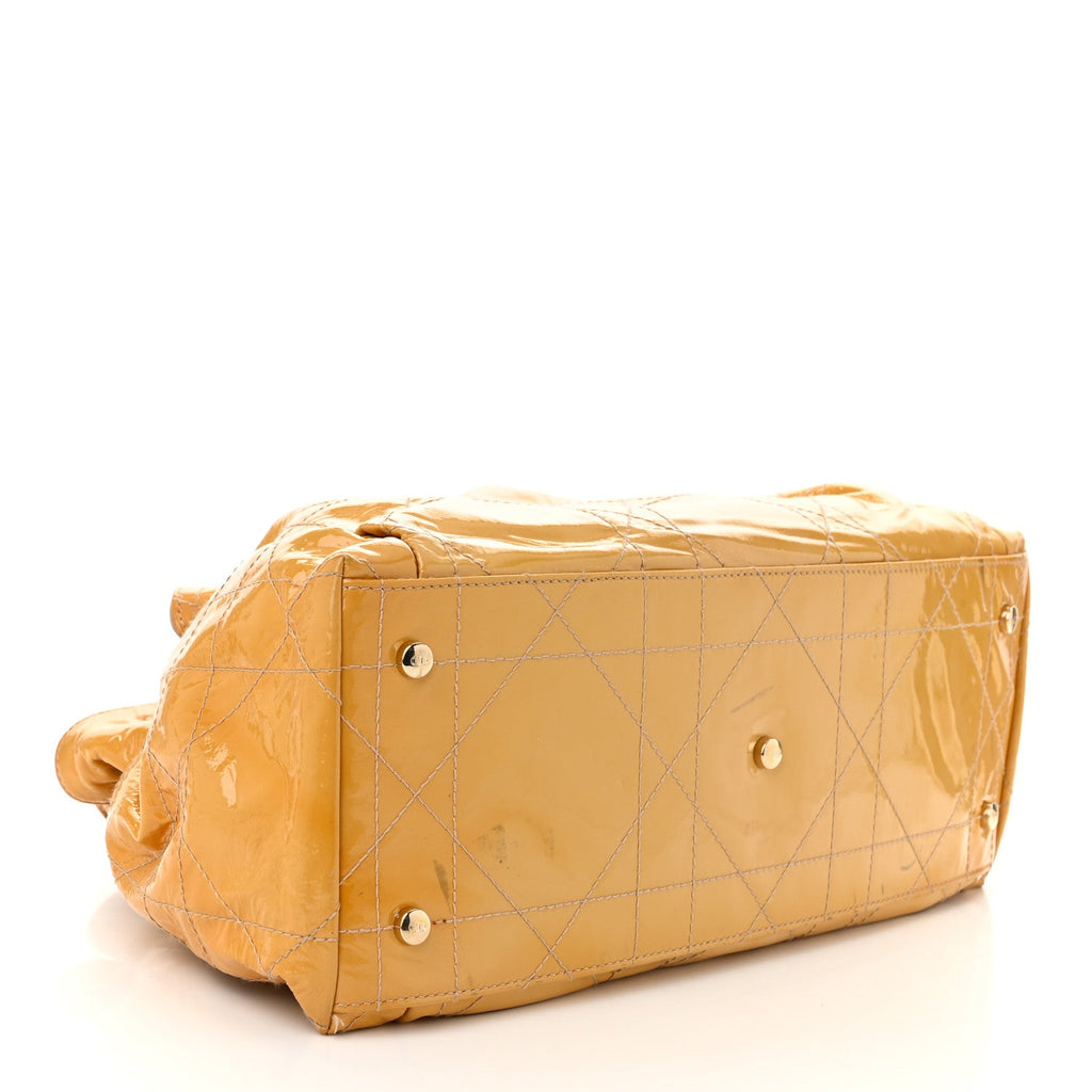 Patent Cannage Medium Le Trente Tote Beige