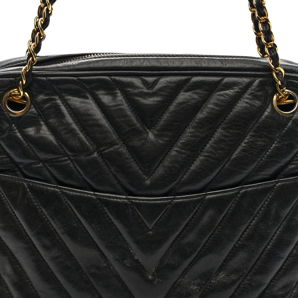 Lambskin Chevron Quilted Camera Case Black