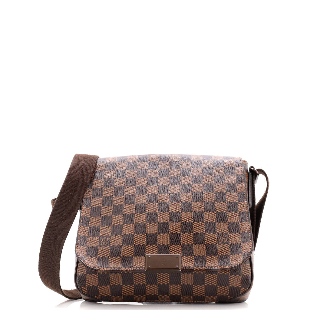 District Messenger Bag Damier PM
