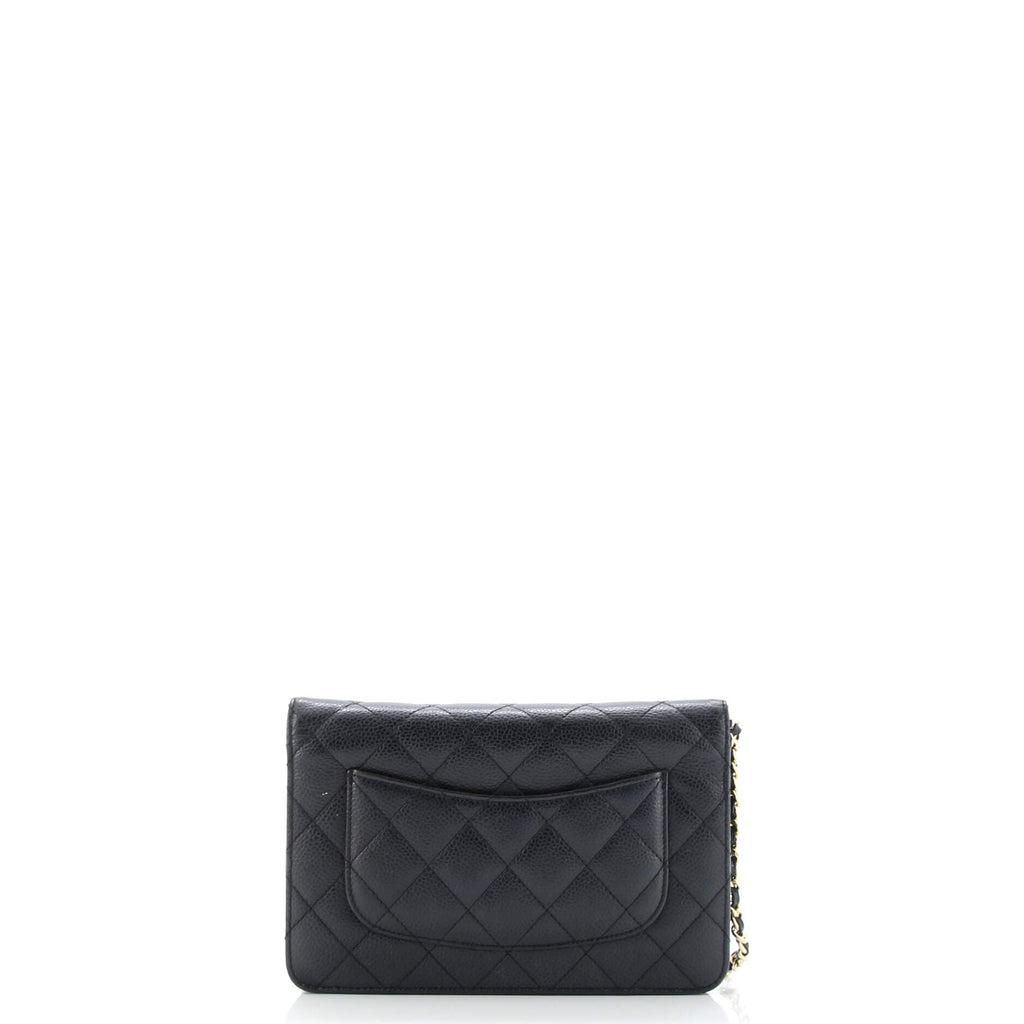 Wallet on Chain Quilted Caviar