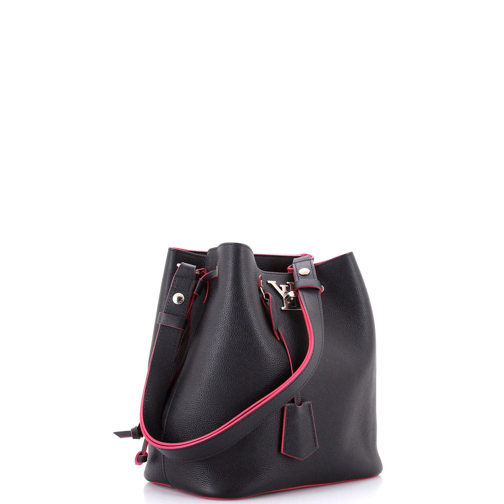 Lockme Bucket Bag Leather