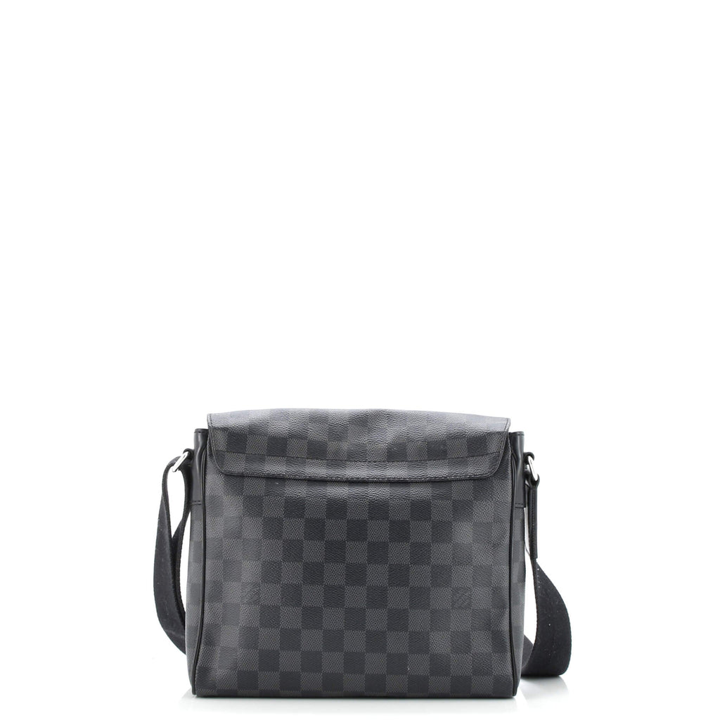 District NM Messenger Bag Damier Graphite PM