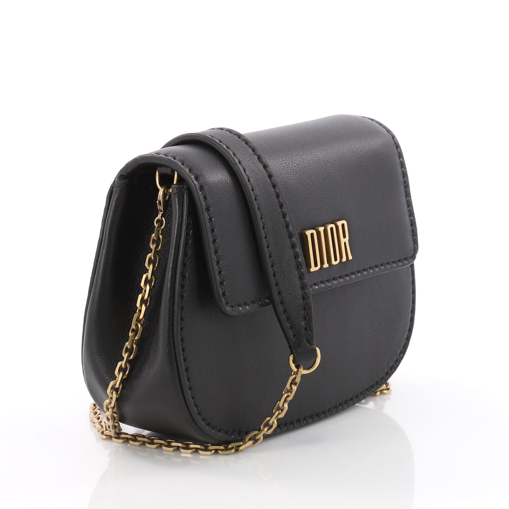 Dio(r)evolution Round Clutch with Chain Leather Small