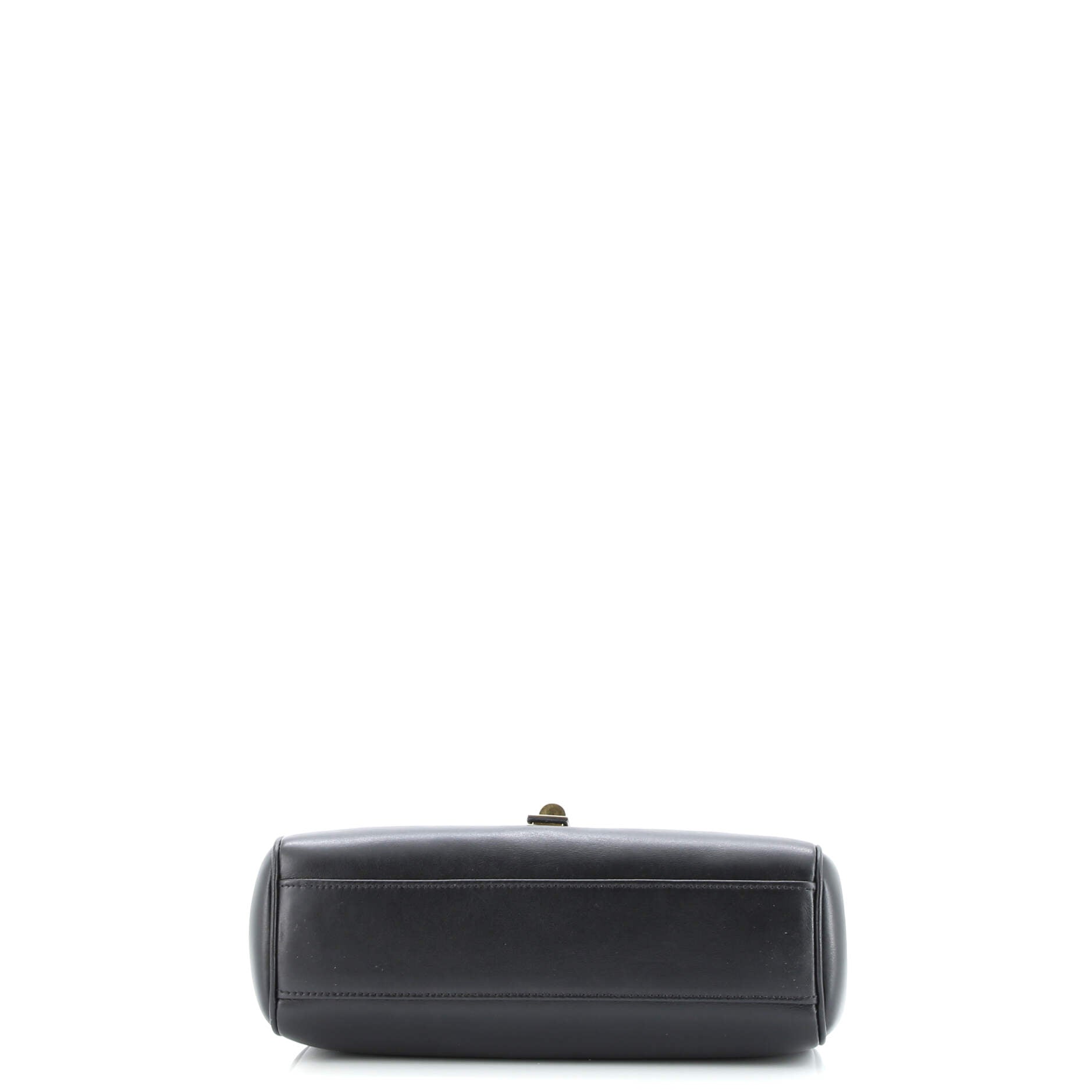Soft 16 Bag Smooth Calfskin Teen