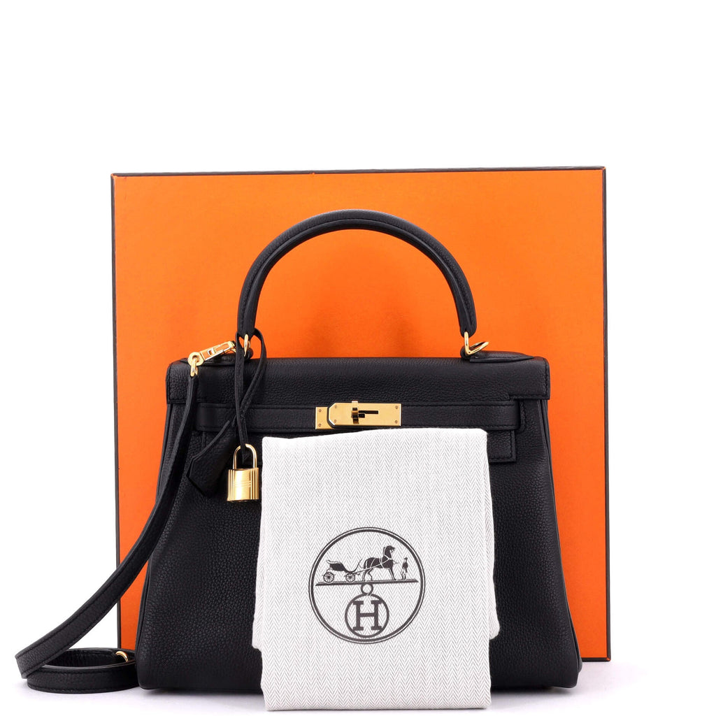 Kelly Handbag Noir Togo with Gold Hardware 28