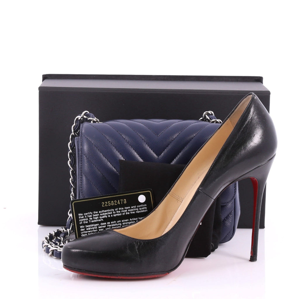 Square Classic Single Flap Bag Chevron Caviar Mini