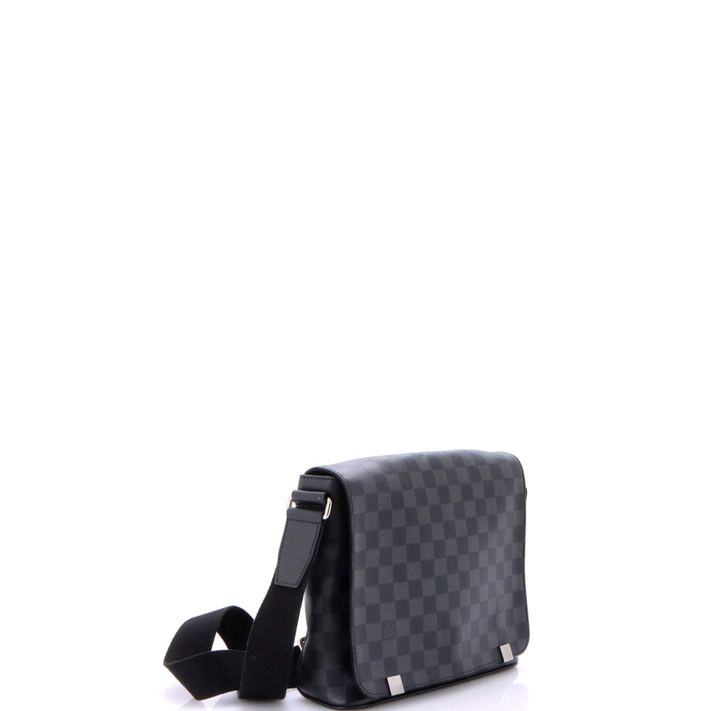 District NM Messenger Bag Damier Graphite PM