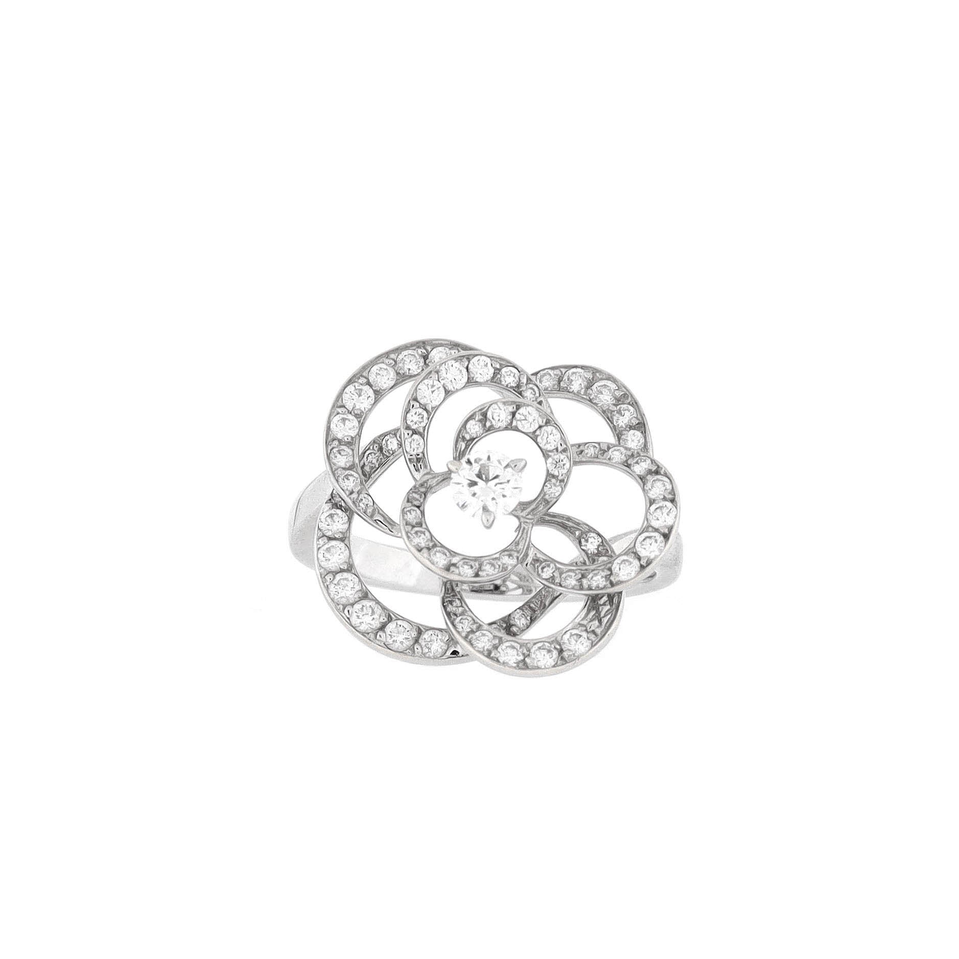 Fil De Camelia Ring 18K White Gold and Diamonds Small