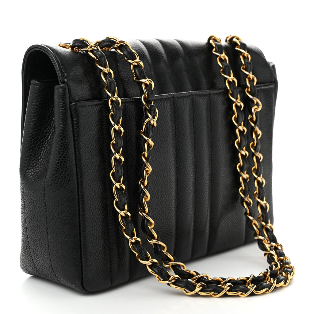 Caviar Vertical Quilted Small Single Flap Black