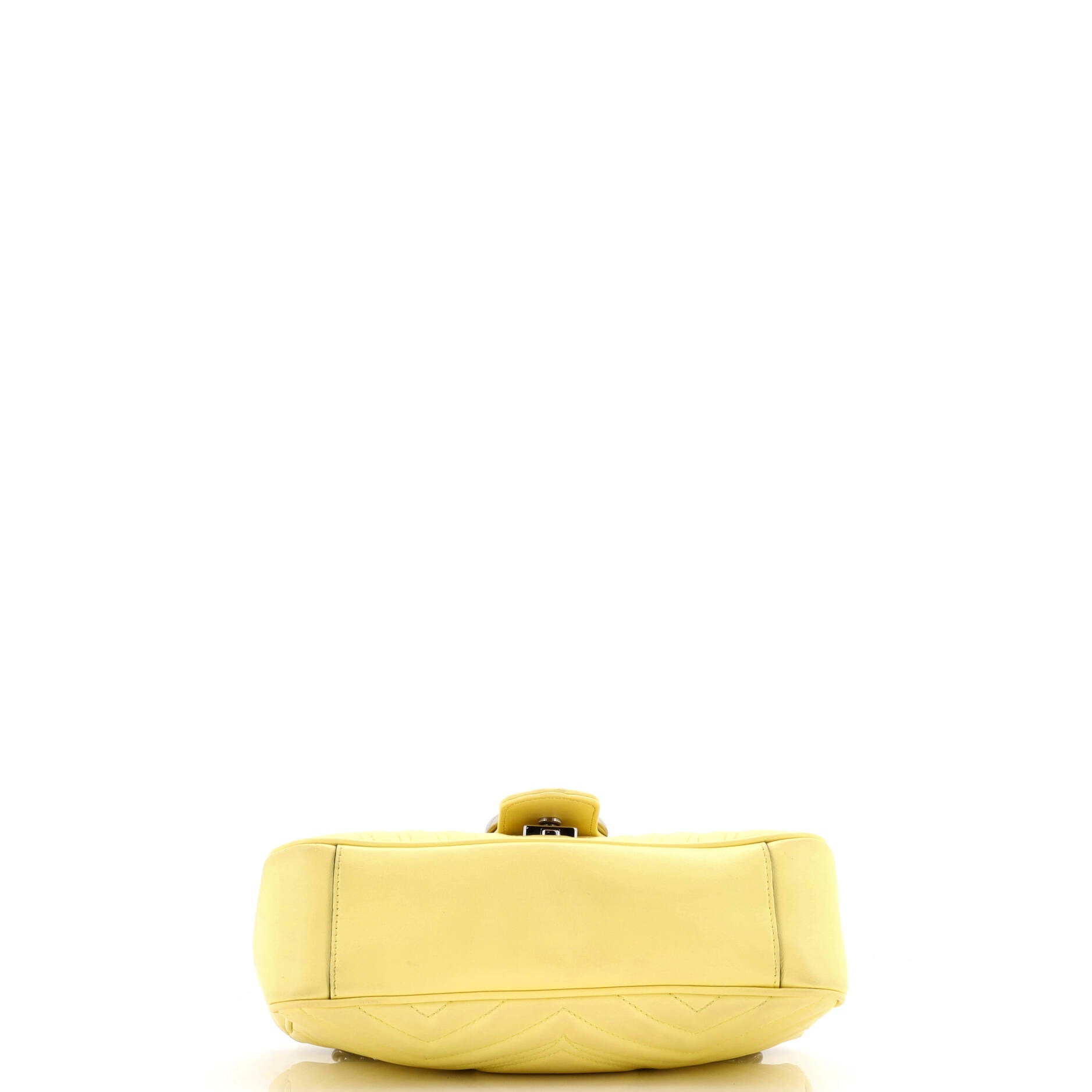 GG Marmont Flap Bag Matelasse Leather Medium