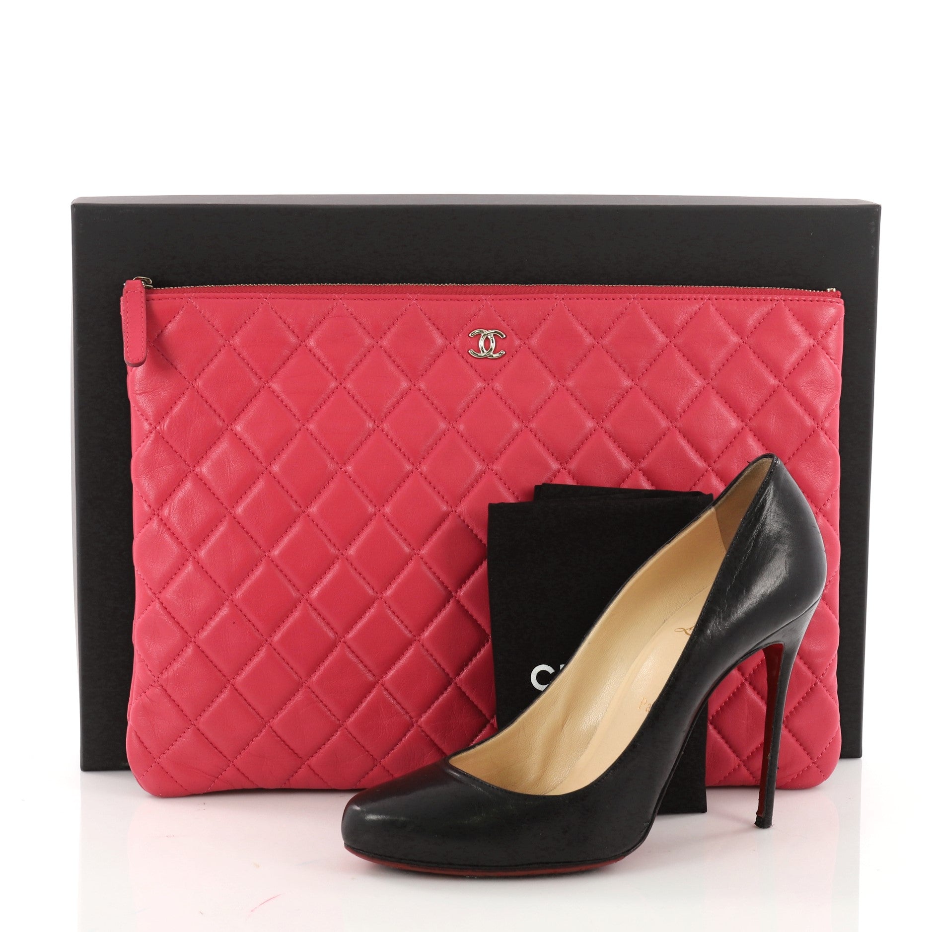 O Case Clutch Quilted Lambskin Large