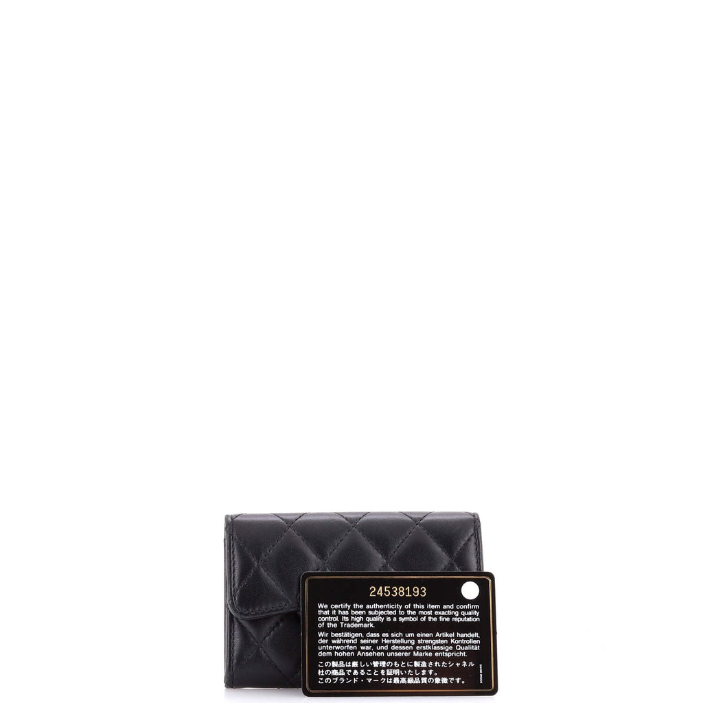 Classic Flap Card Case Quilted Lambskin
