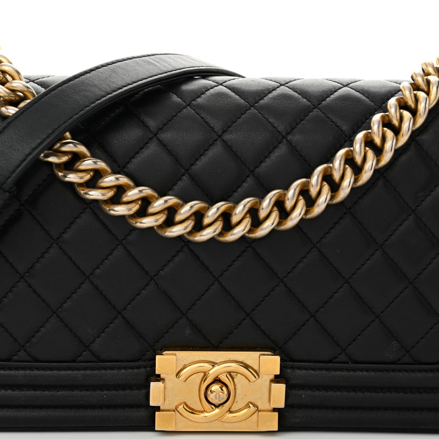 Lambskin Quilted Medium Boy Flap Black