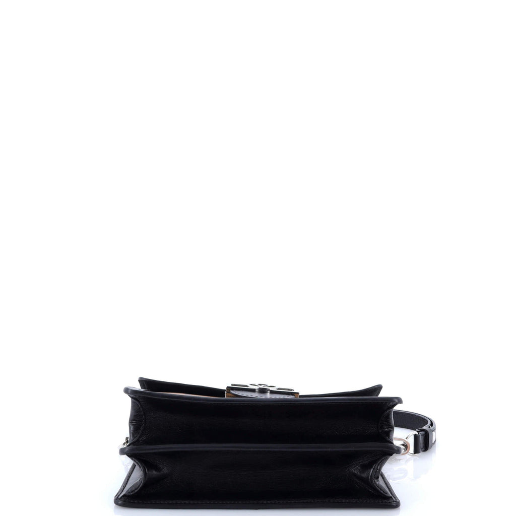 Dauphine Shoulder Bag Reverse Monogram Giant MM