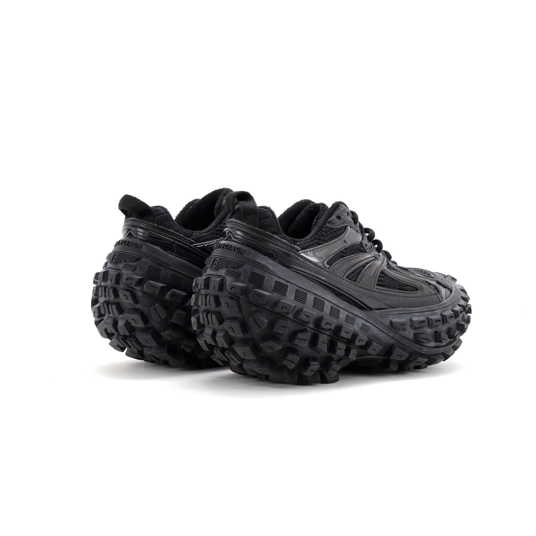 Defender Sneakers Nylon and Mesh