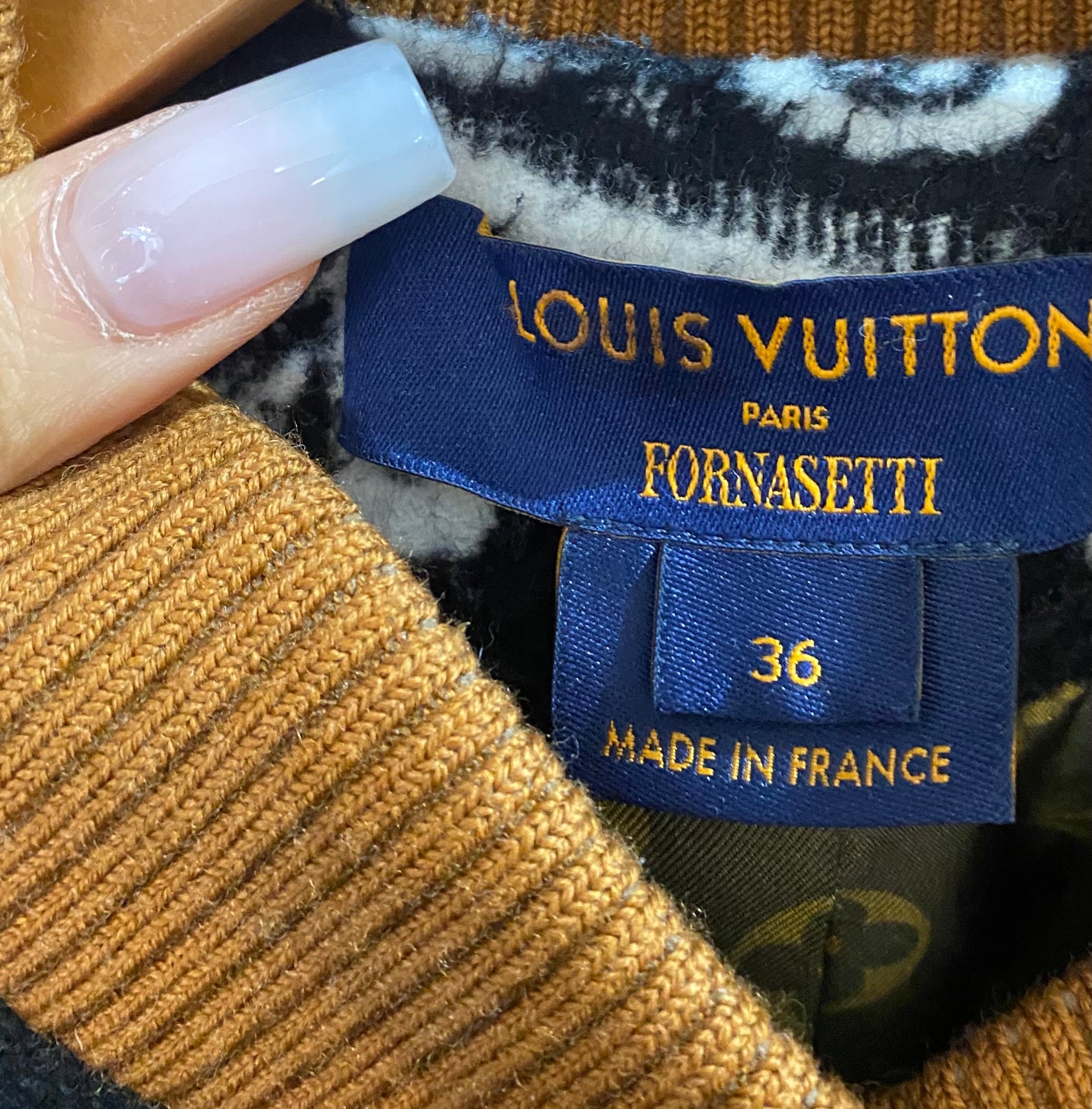 Louis Vuitton 2021 White Jacquard Wool Coat - 36