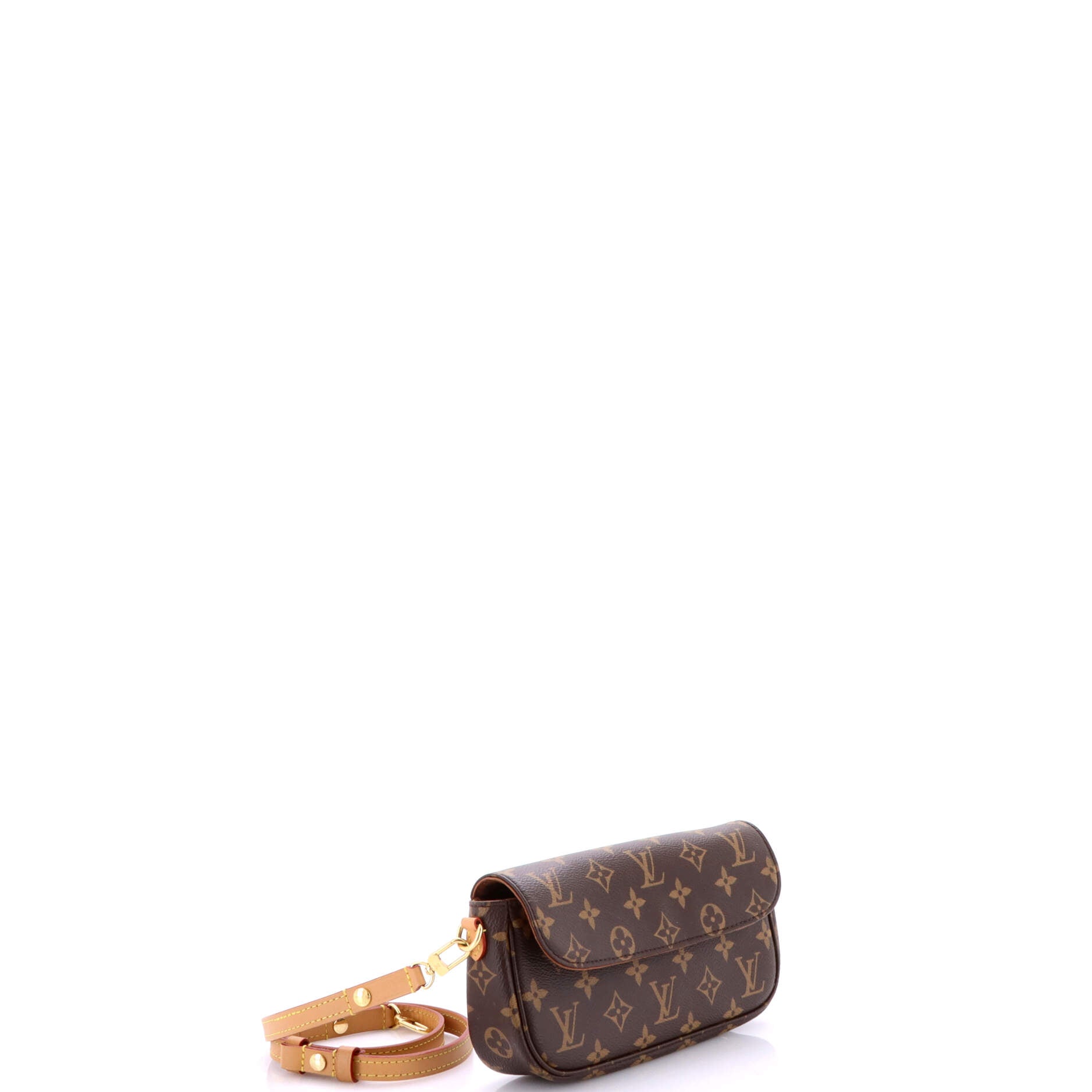 Ivy Wallet on Chain Monogram Canvas
