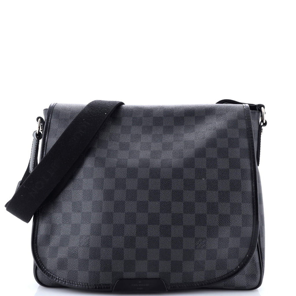 Daniel Messenger Bag Damier Graphite MM