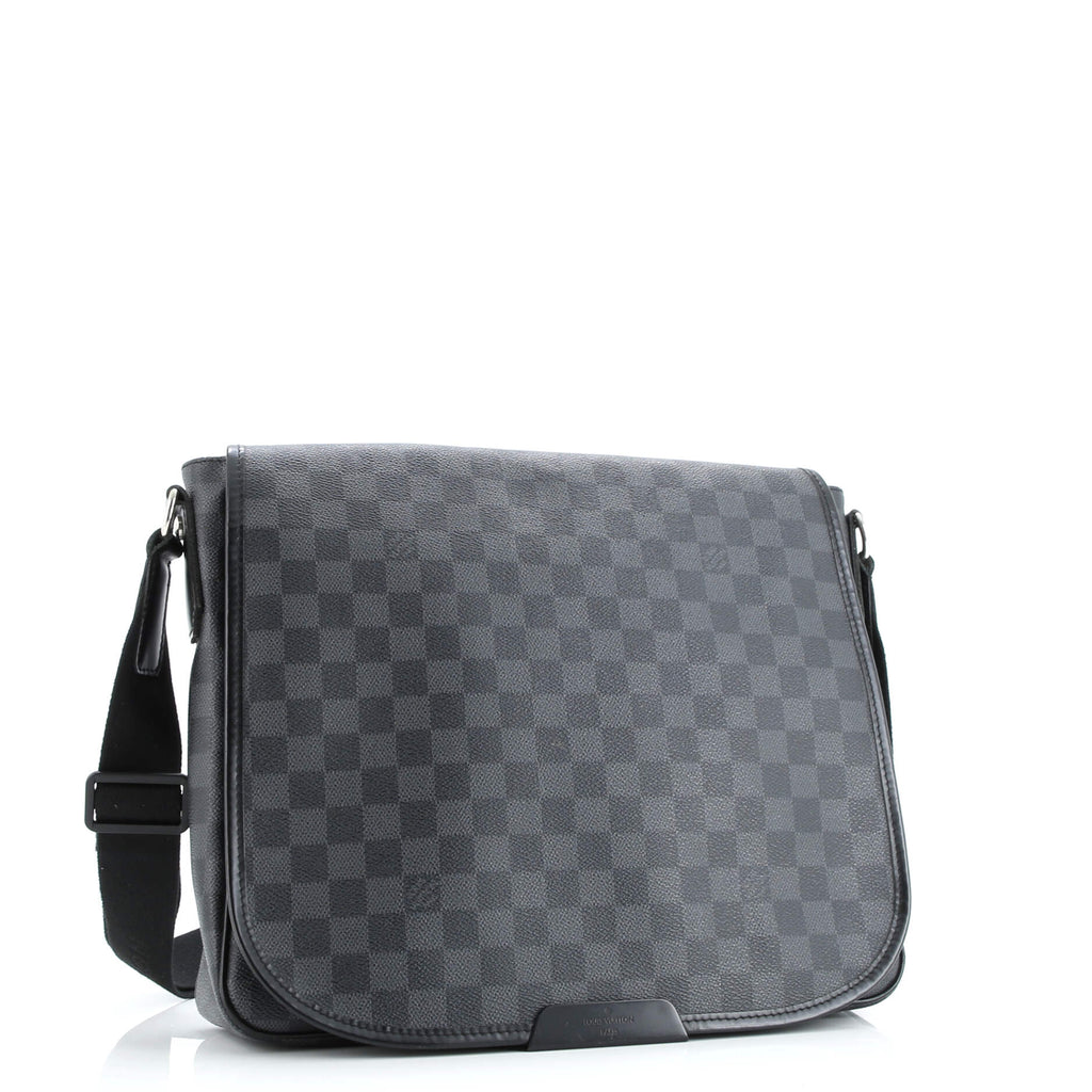 Daniel Messenger Bag Damier Graphite MM