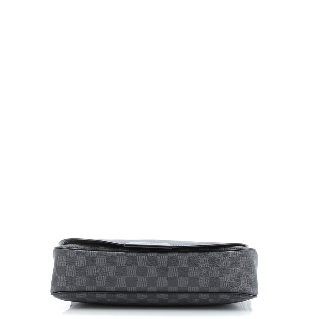 Daniel Messenger Bag Damier Graphite MM