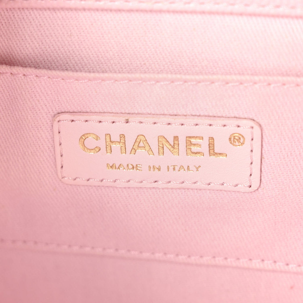 Caviar Quilted CC Pocket Bucket Bag Light Pink
