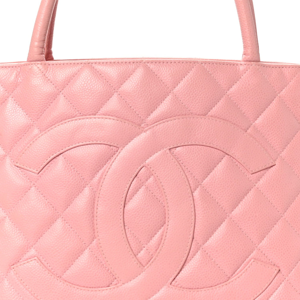 Caviar Quilted Medallion Tote Light Pink