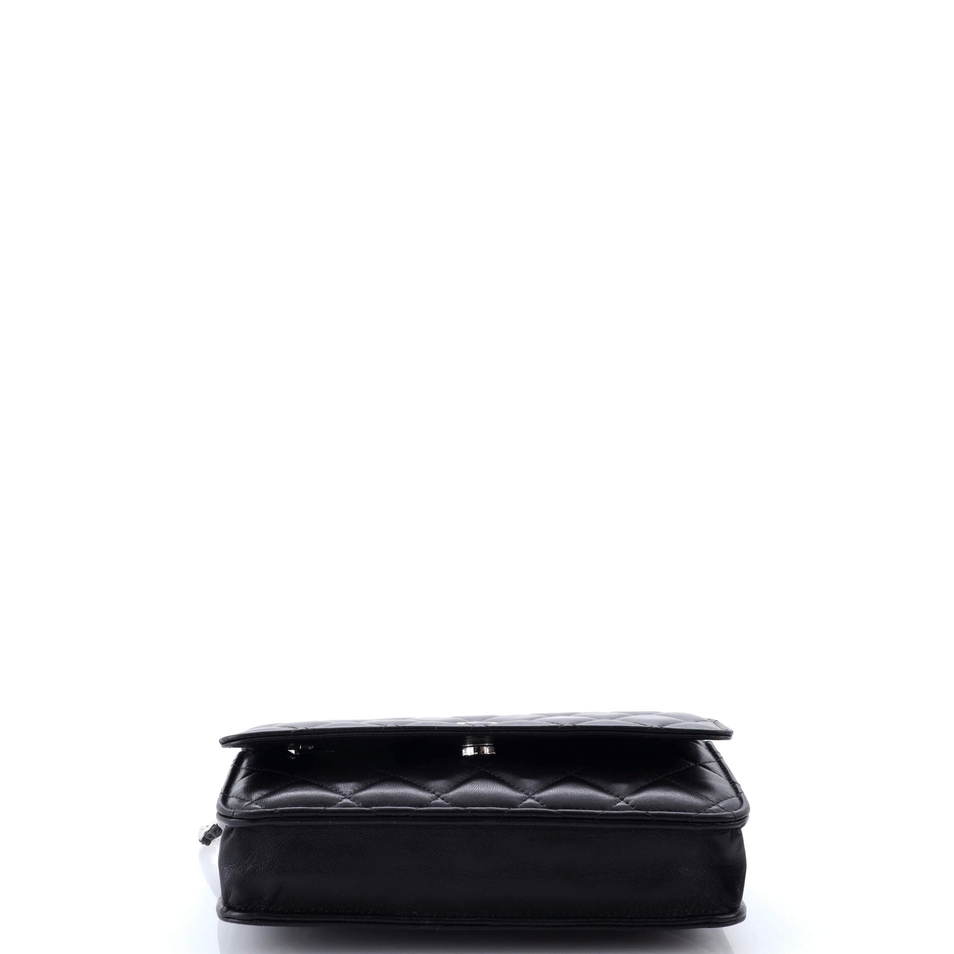 Wallet on Chain Quilted Lambskin