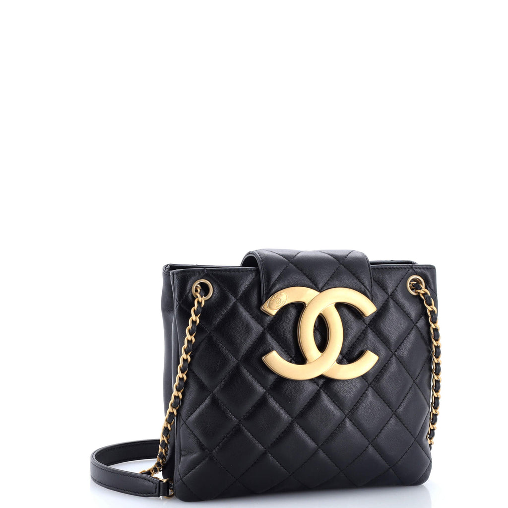 Giant CC Chain Shoulder Bag Quilted Lambskin Small