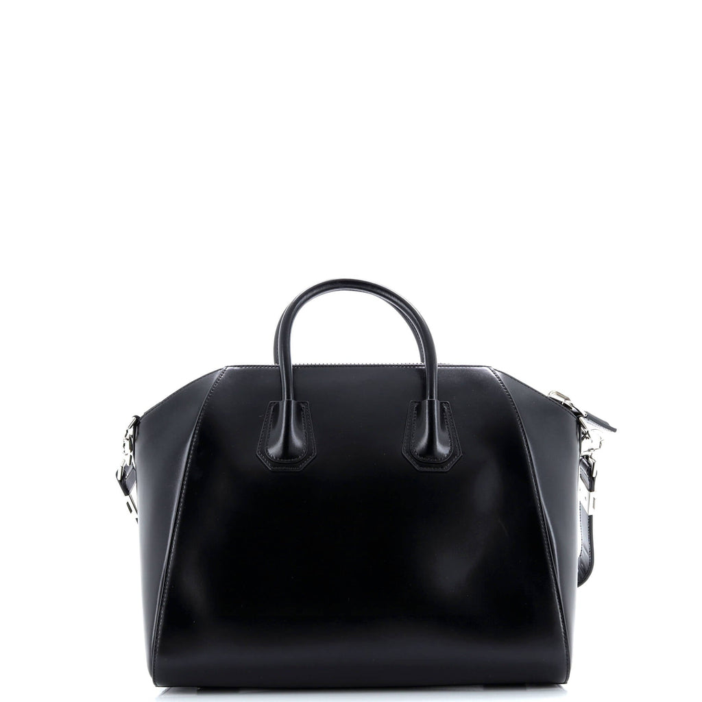 Antigona Bag Glazed Leather Medium