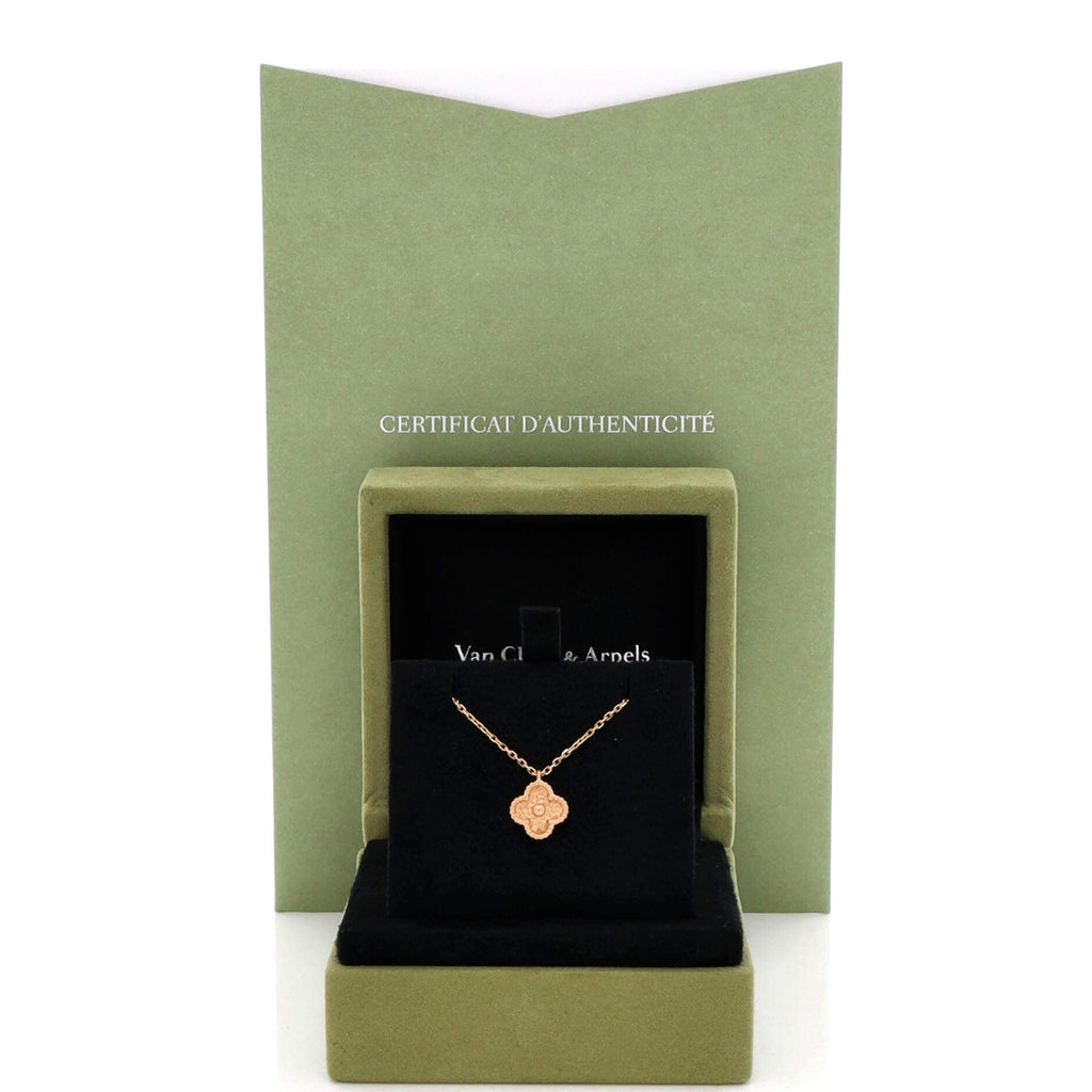 Sweet Alhambra Pendant Necklace 18K Rose Gold