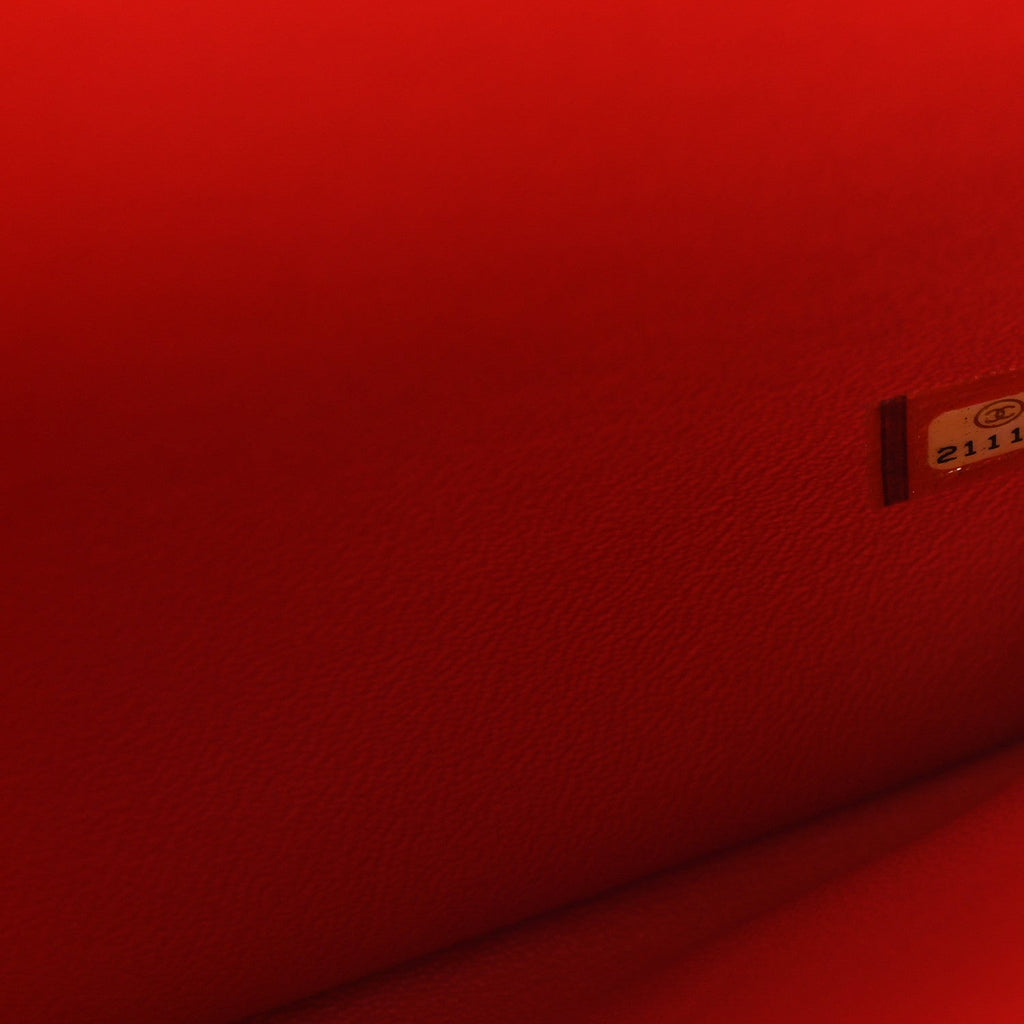 Lambskin Quilted Large Geometric Flap Red