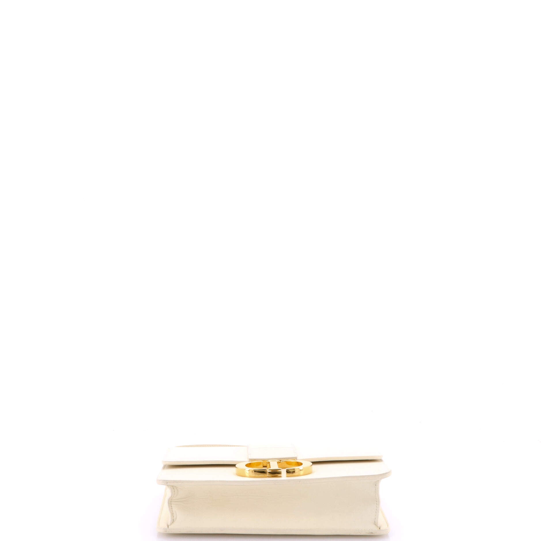 30 Montaigne Flap Bag Leather