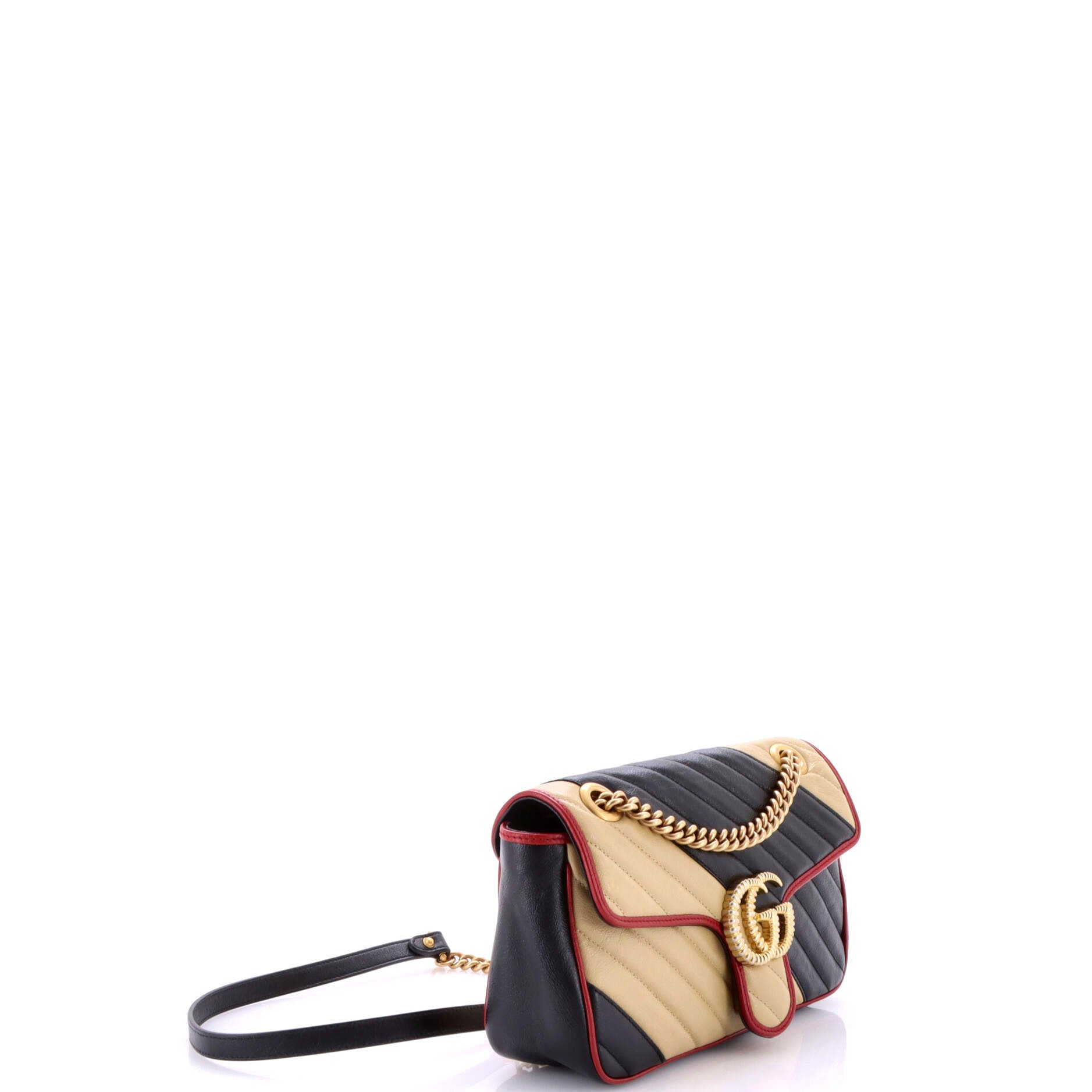 GG Marmont Flap Bag Diagonal Quilted Leather Small