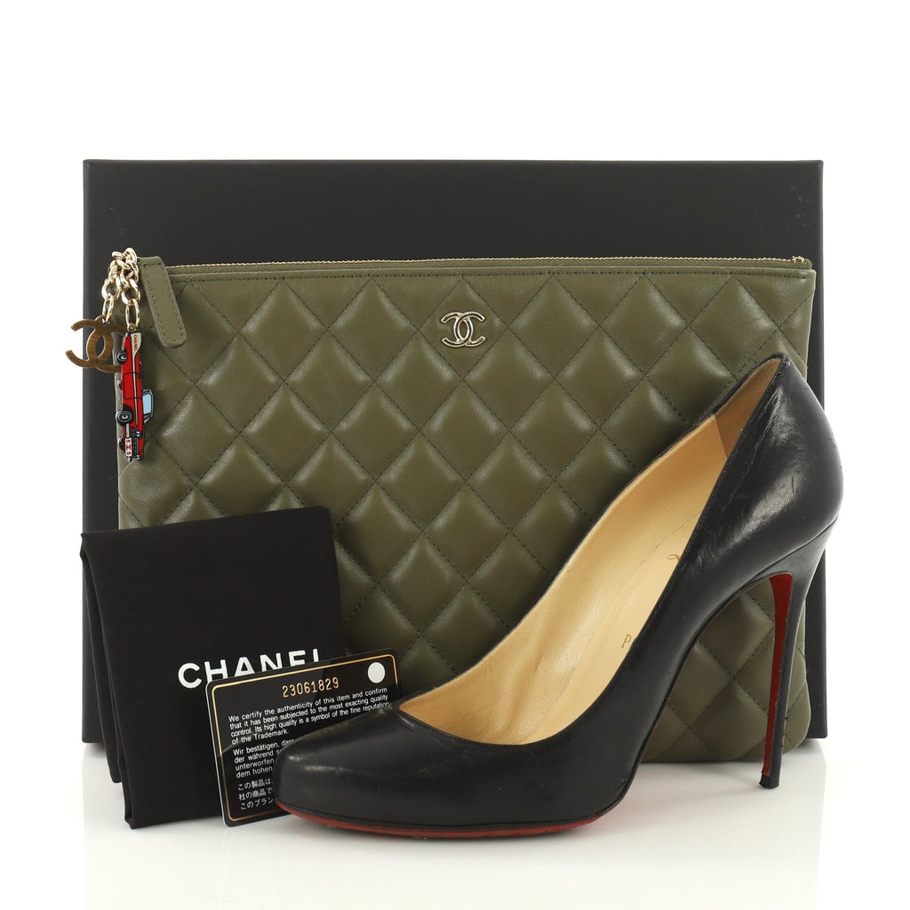 O Case Clutch Quilted Lambskin Medium