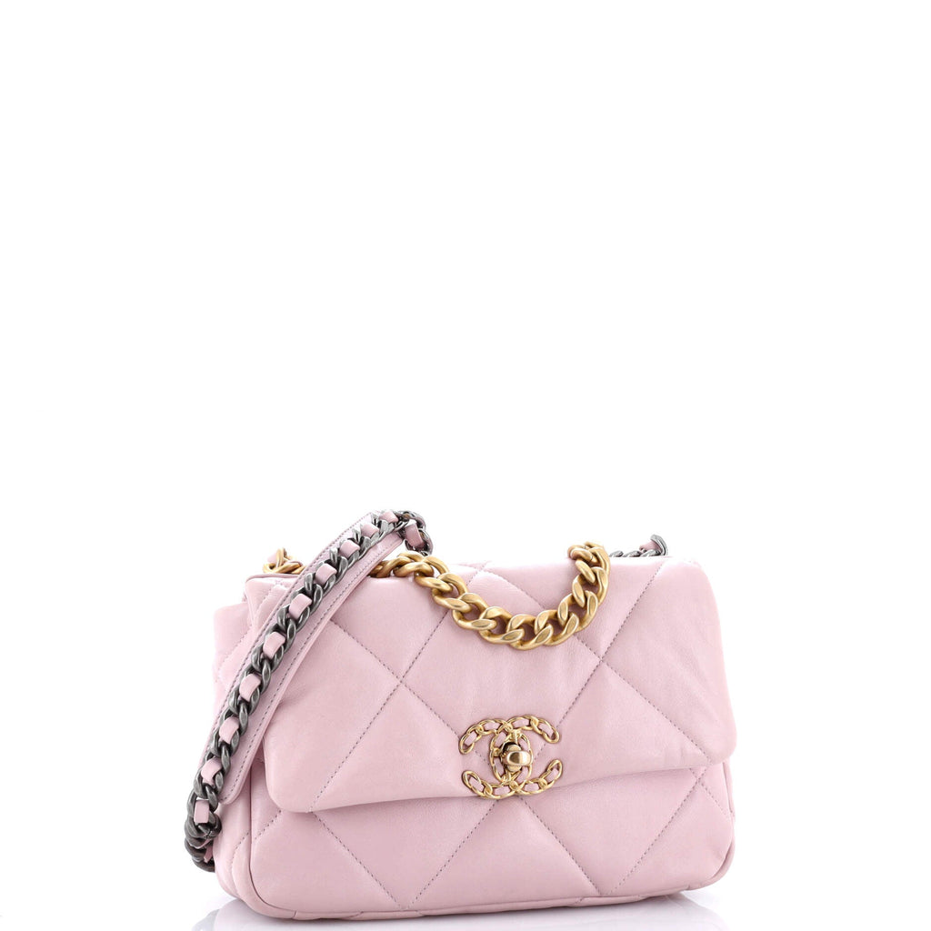 19 Flap Bag Quilted Leather Medium
