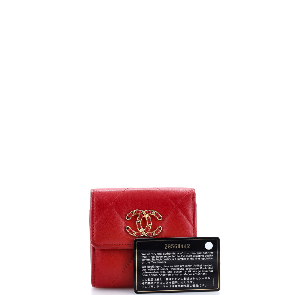 19 Trifold Wallet Quilted Leather Small