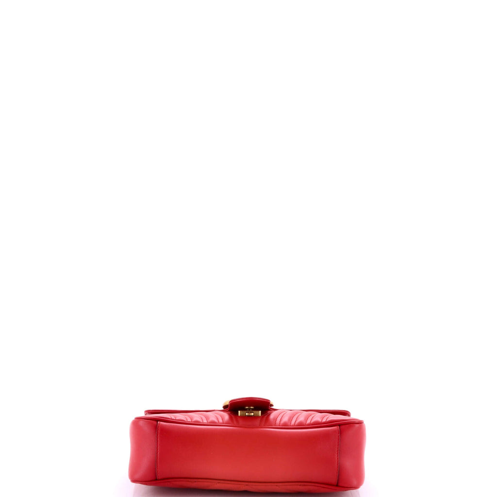 GG Marmont Flap Bag Matelasse Leather Medium