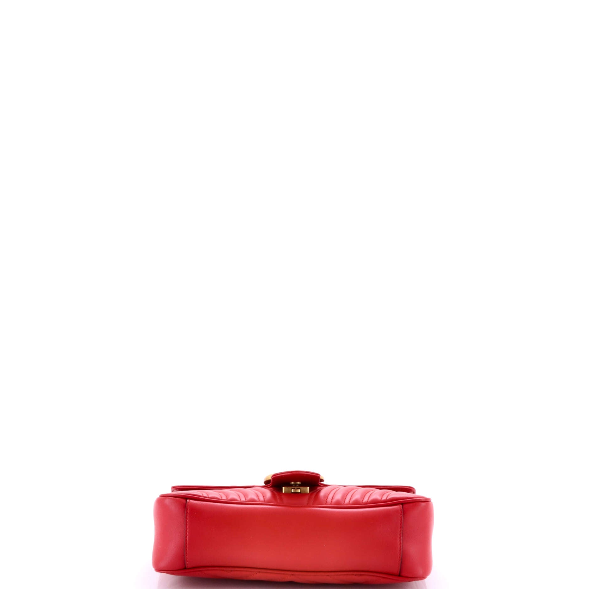 GG Marmont Flap Bag Matelasse Leather Medium