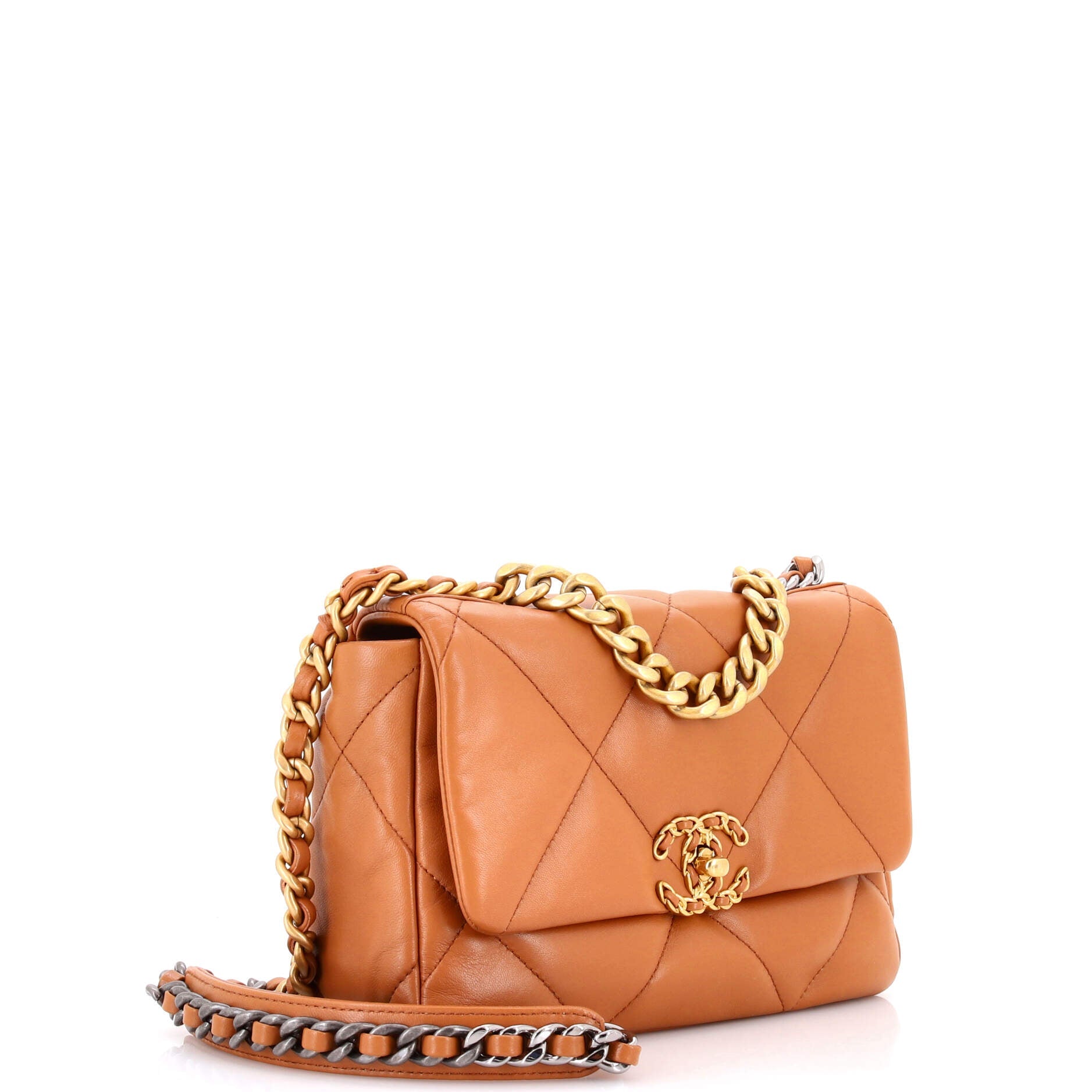 19 Flap Bag Quilted Leather Medium