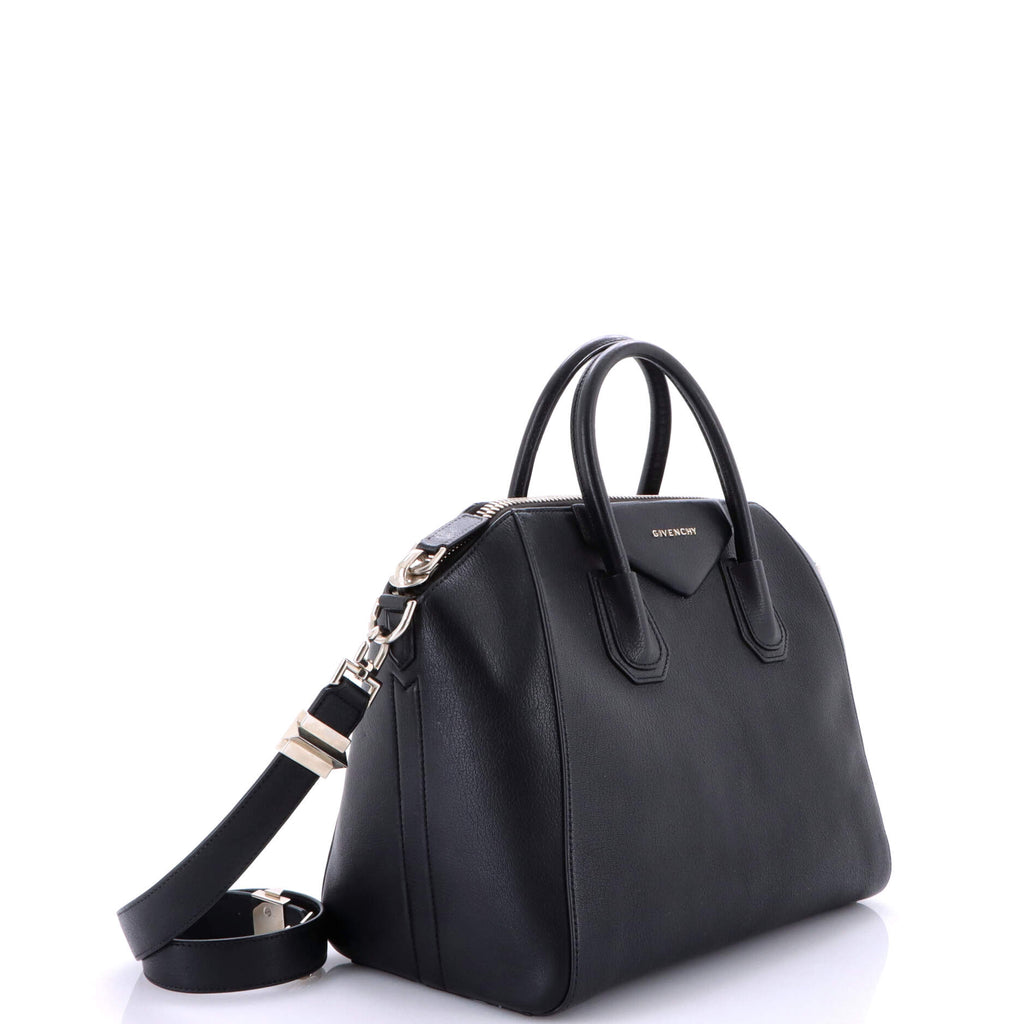 Antigona Bag Leather Medium