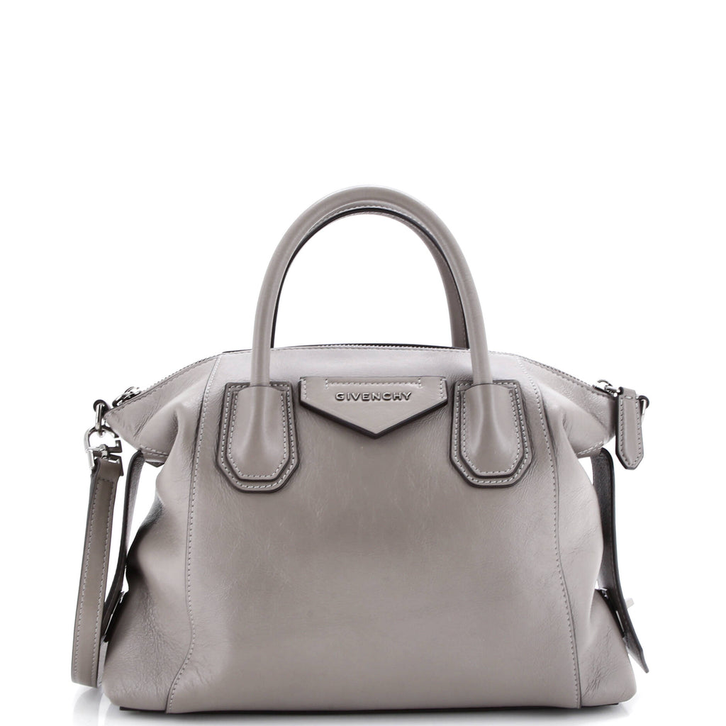 Antigona Soft Bag Leather Small