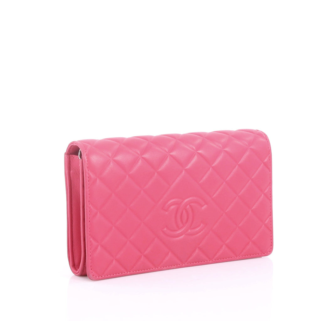 Diamond CC Clutch with Chain Quilted Lambskin