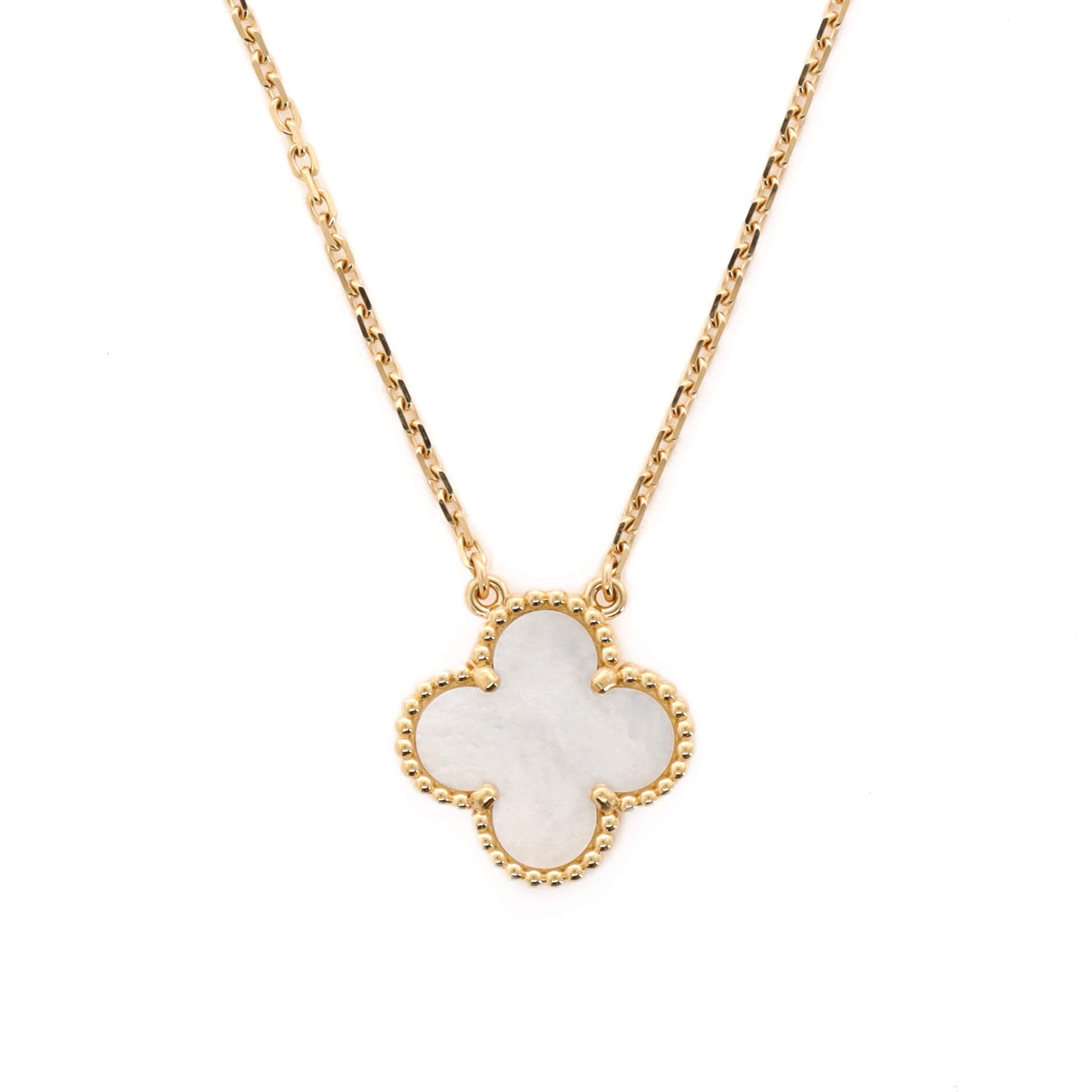 Vintage Alhambra Pendant Necklace 18K Yellow Gold and Mother of Pearl