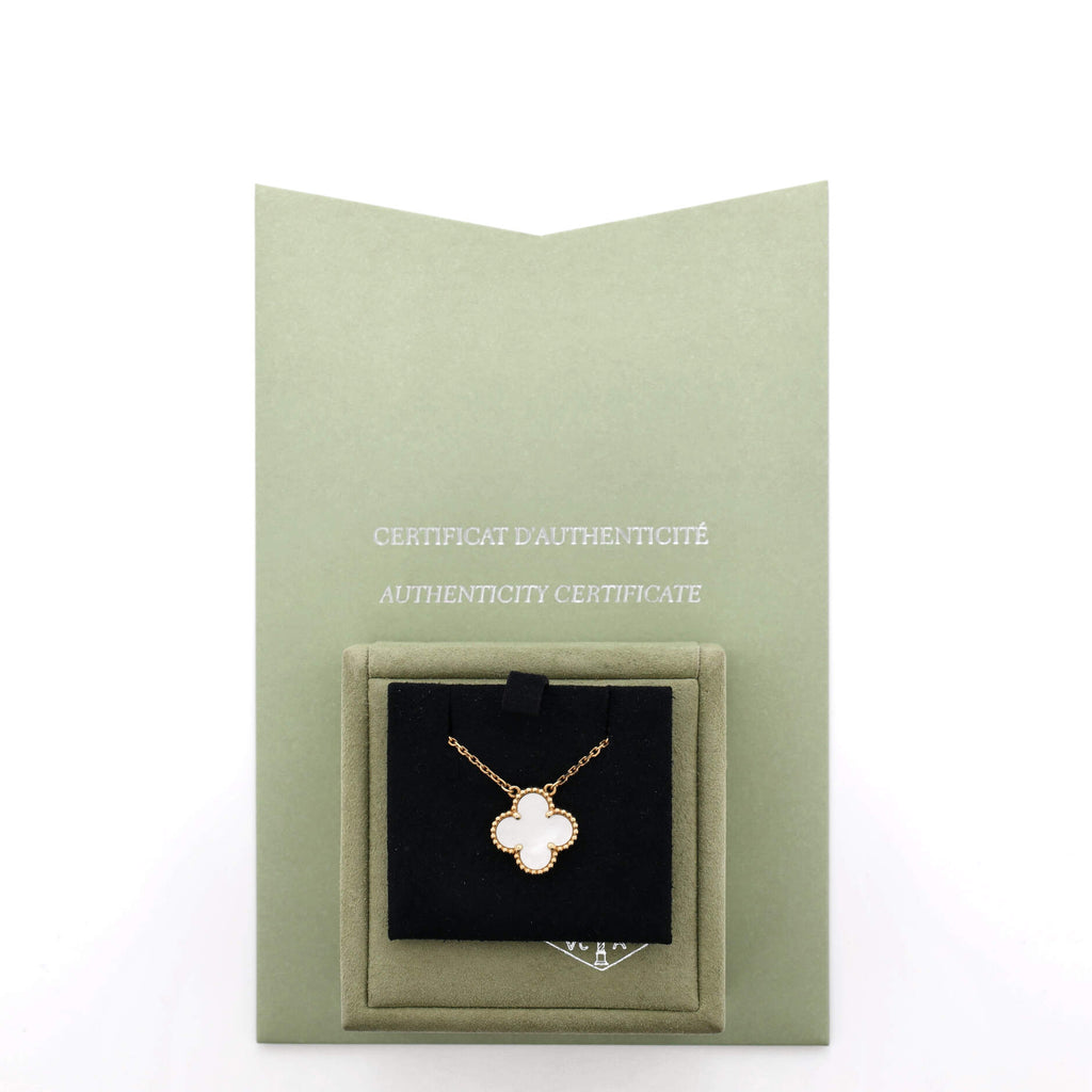 Vintage Alhambra Pendant Necklace 18K Yellow Gold and Mother of Pearl