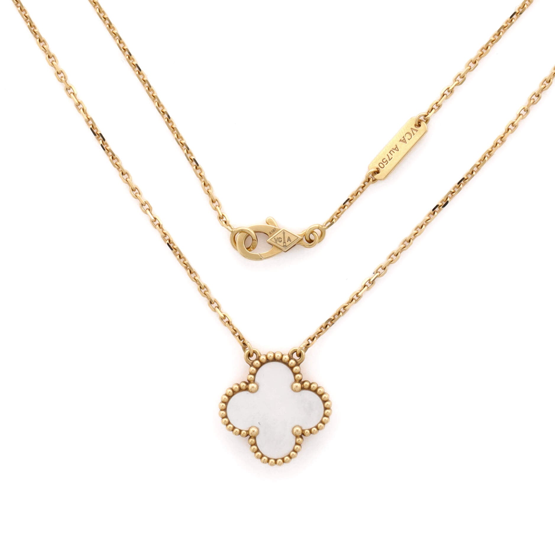 Vintage Alhambra Pendant Necklace 18K Yellow Gold and Mother of Pearl