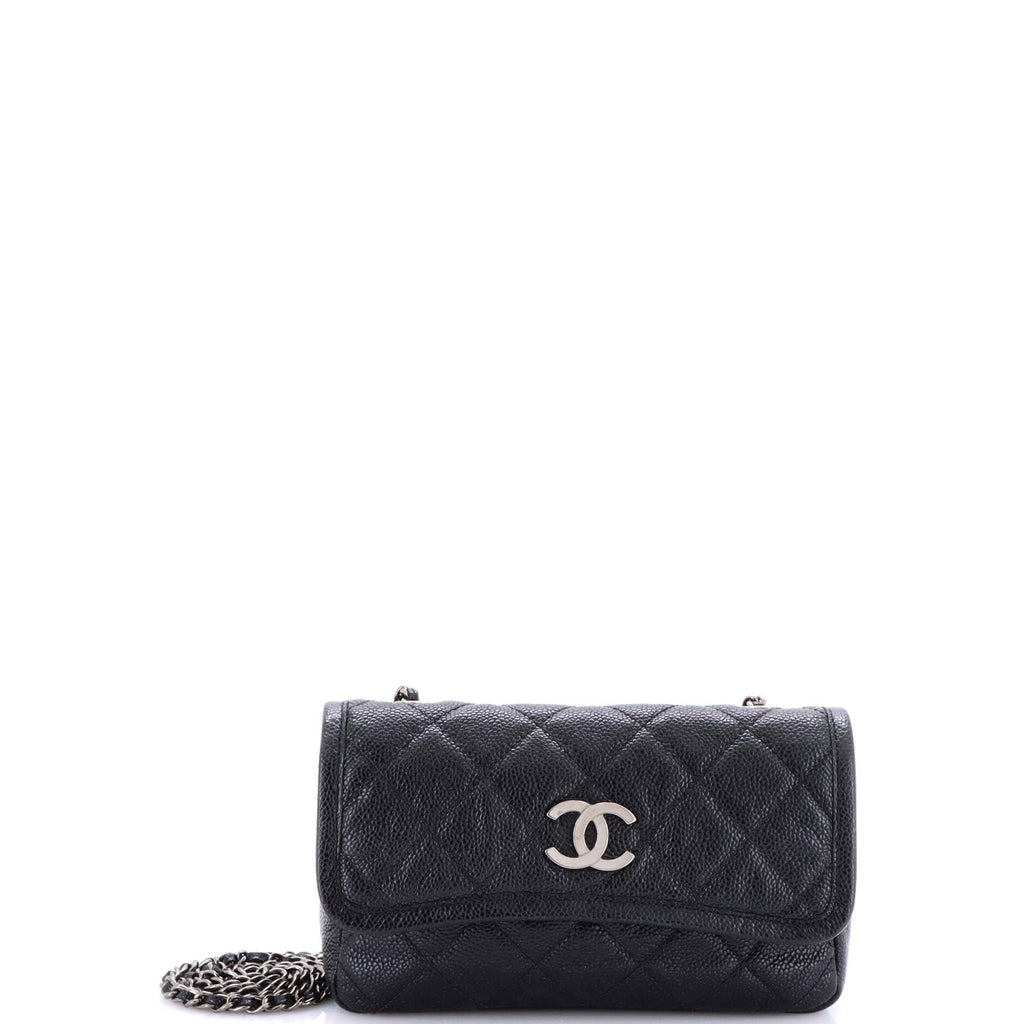 Natural Beauty Flap Bag Quilted Caviar Small