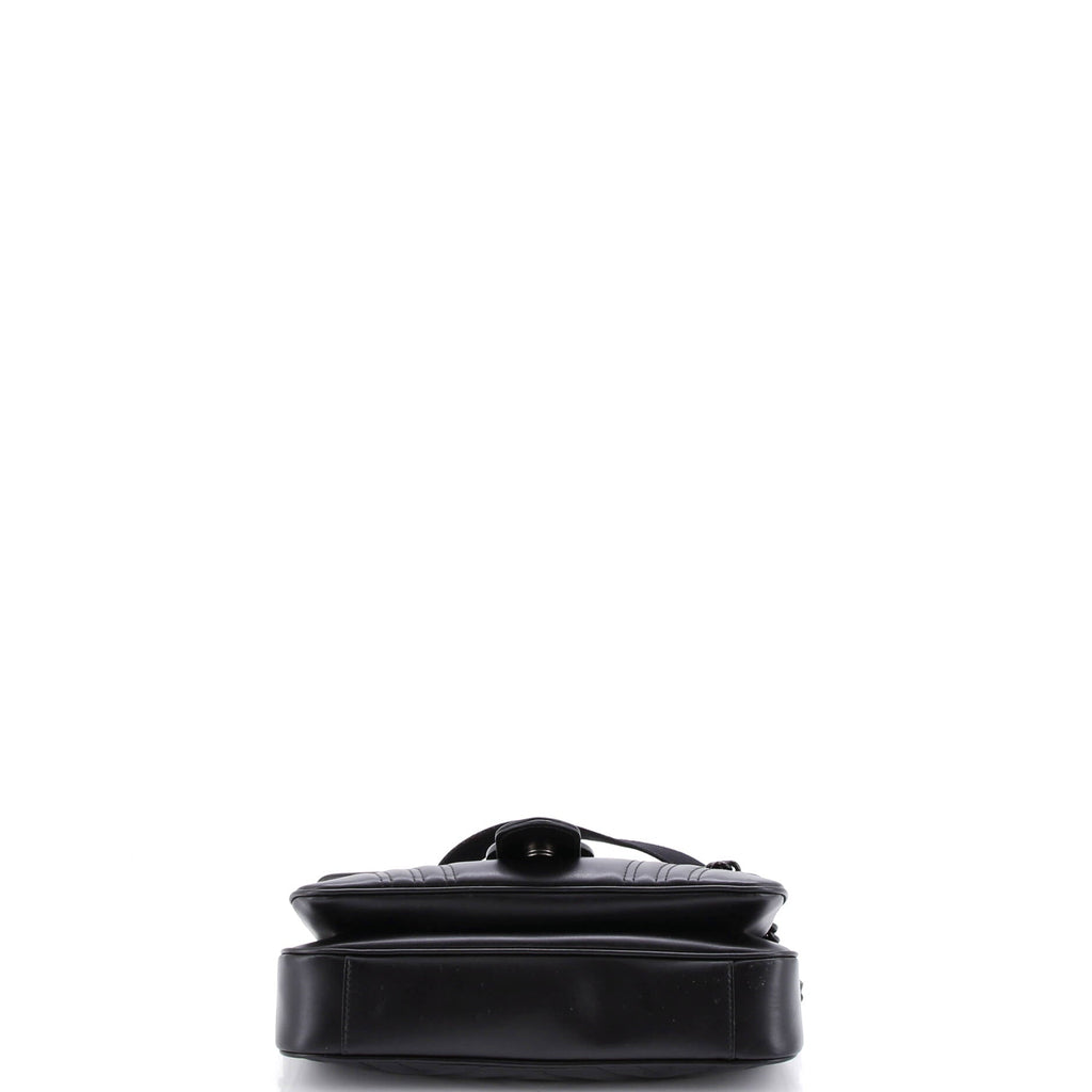 GG Marmont Monochrome Flap Bag Matelasse Leather Medium